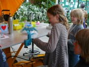 Pupils experimenting at the eXplorgio.mobil